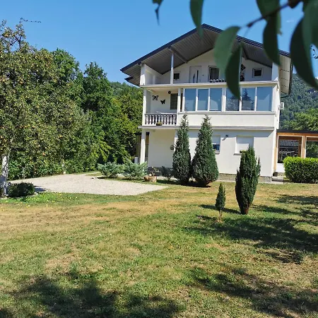 Apartman Semizovac - Apartment 4P - Memorable Stay 公寓